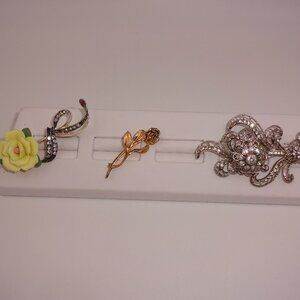 3 Vintage Avon Flower Brooches Silver Gold Tone Scarf Pins Trembler Rhinestones